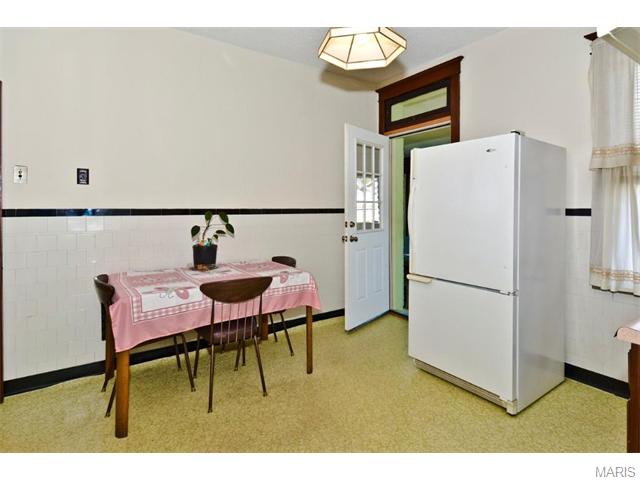 5229 Gresham Ave, Saint Louis, MO 63109 photo 11
