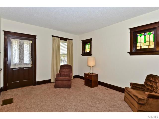 5229 Gresham Ave, Saint Louis, MO 63109 photo 3