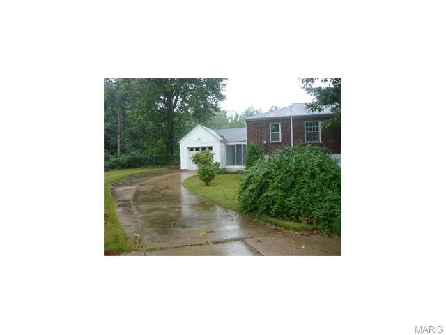 7400 Leadale Dr, Greendale, MO 63121 photo 12