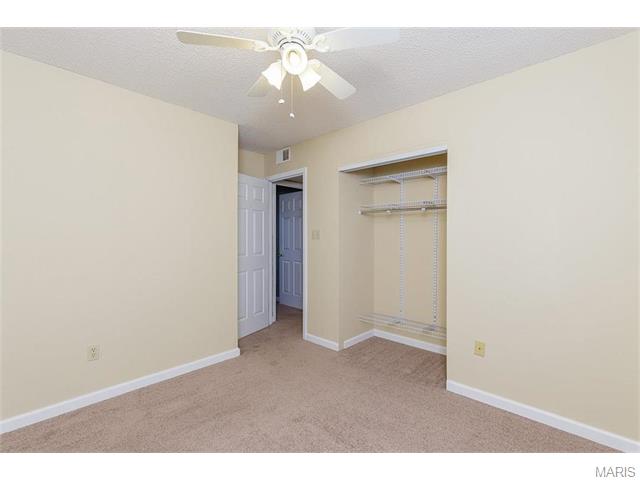 703 Eastbrook Dr, O'fallon, MO 63366 photo 19