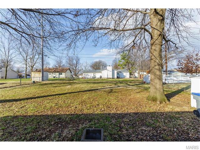 703 Eastbrook Dr, O'fallon, MO 63366 photo 29