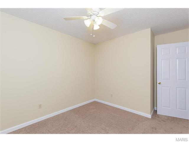 703 Eastbrook Dr, O'fallon, MO 63366 photo 20