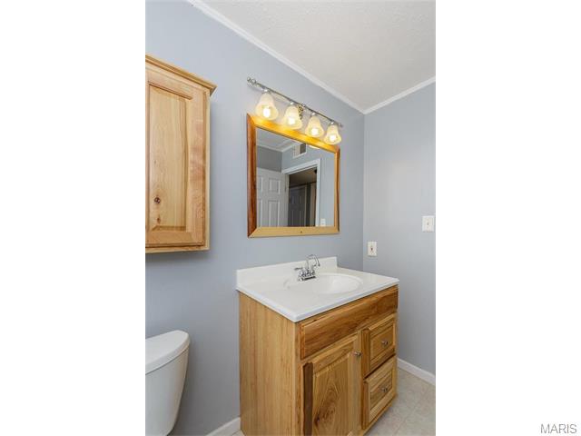 703 Eastbrook Dr, O'fallon, MO 63366 photo 16