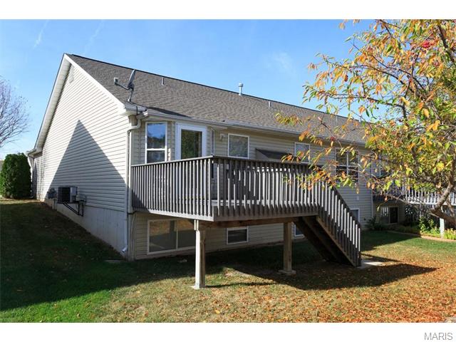 26 Piepers Glen Ct, O'fallon, MO 63366 photo 19