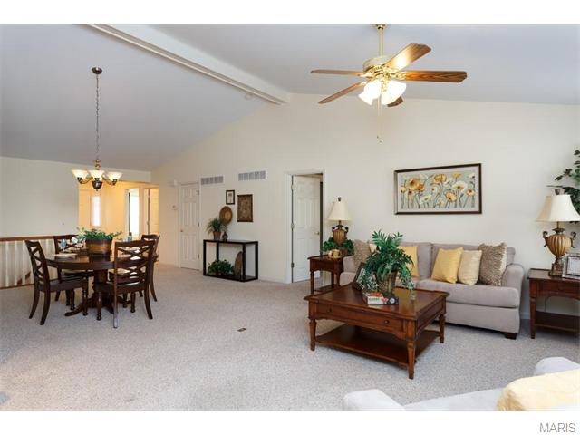 26 Piepers Glen Ct, O'fallon, MO 63366 photo 3