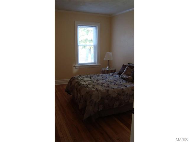 5437 Gresham Ave, Saint Louis, MO 63109 photo 29