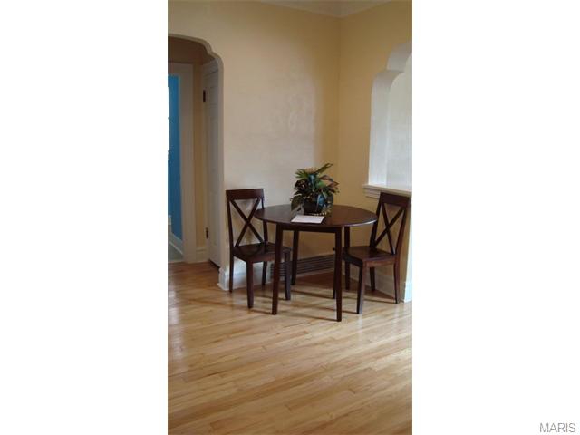 5437 Gresham Ave, Saint Louis, MO 63109 photo 15