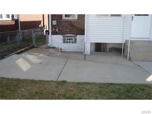 5437 Gresham Ave, Saint Louis, MO 63109 photo 40