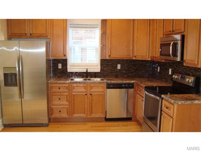 5437 Gresham Ave, Saint Louis, MO 63109 photo 7