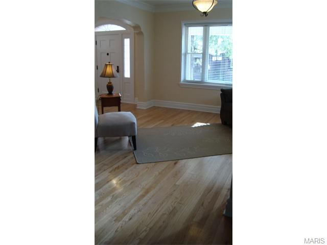 5437 Gresham Ave, Saint Louis, MO 63109 photo 23