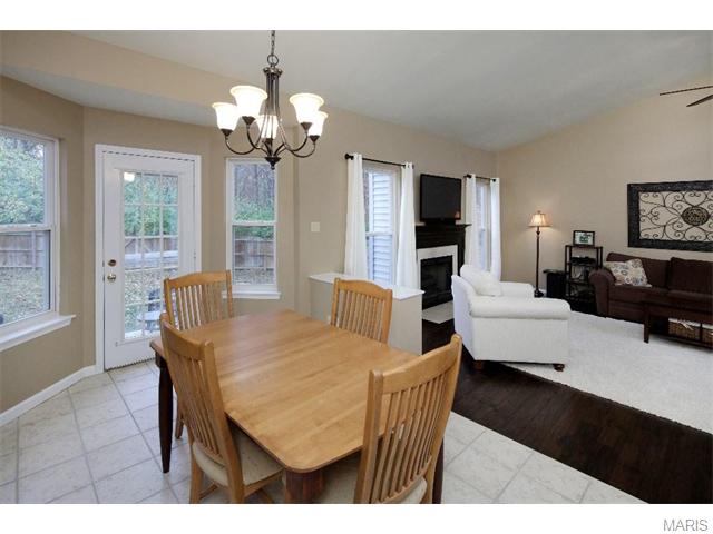 268 Valleybrook Ct, O'fallon, MO 63368 photo 7