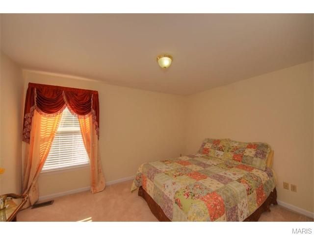 195 Abington Dr, Saint Peters, MO 63376 photo 24