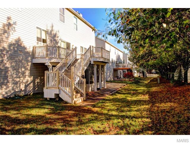 195 Abington Dr, Saint Peters, MO 63376 photo 3