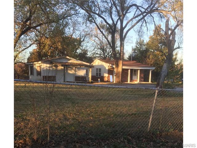 1115 Ridge Ave, St Clair, MO 63077 photo 1