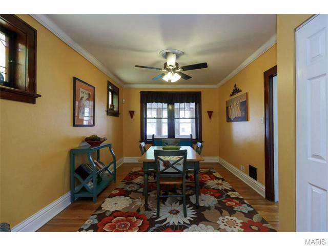 5433 Gresham Ave, Saint Louis, MO 63109 photo 16