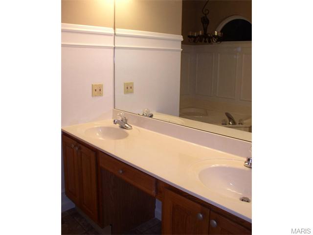 1157 Warm Winds Dr, O'fallon, MO 63366 photo 13