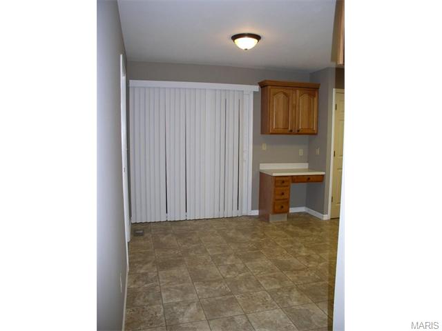 1157 Warm Winds Dr, O'fallon, MO 63366 photo 5