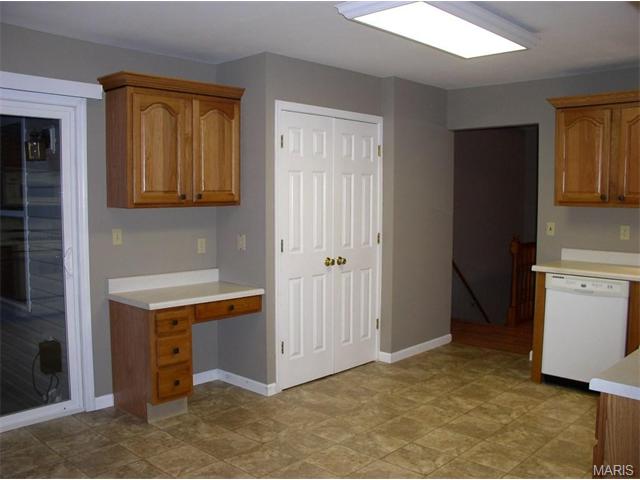 1157 Warm Winds Dr, O'fallon, MO 63366 photo 6