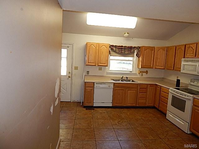 143 Mockingbird, Ballwin, MO 63021 photo 3
