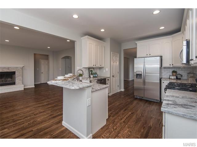 2110 Brassel, O'fallon, MO 63368 photo 6