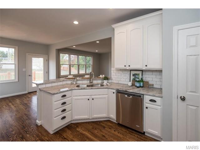 2110 Brassel, O'fallon, MO 63368 photo 10