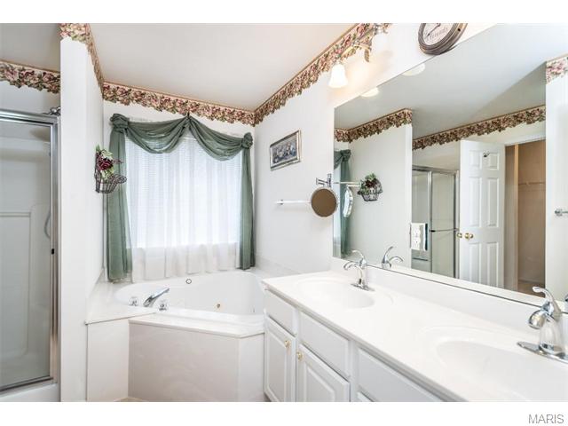 1145 Sunset Grn, O'fallon, MO 63366 photo 9