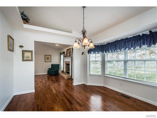1145 Sunset Grn, O'fallon, MO 63366 photo 6
