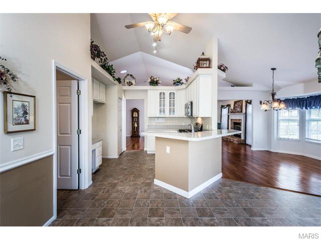 1145 Sunset Grn, O'fallon, MO 63366 photo 3