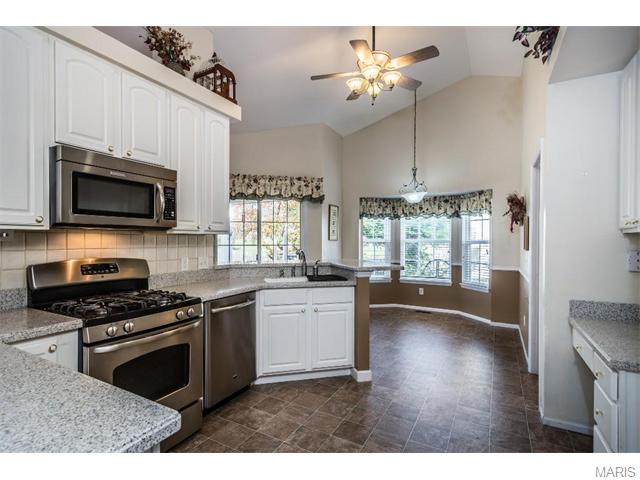 1145 Sunset Grn, O'fallon, MO 63366 photo 4