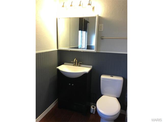 1 W Crestview Dr, O'fallon, MO 63366 photo 5