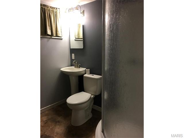 1 W Crestview Dr, O'fallon, MO 63366 photo 12