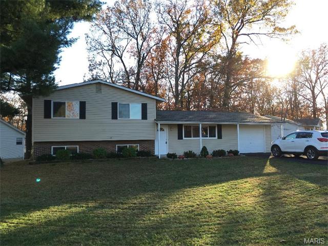 1 W Crestview Dr, O'fallon, MO 63366 photo 1