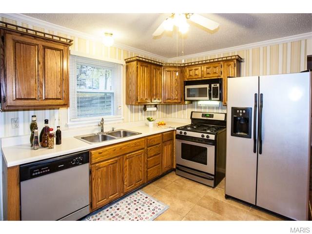 3444 Wright Ave, Saint Ann, MO 63074 photo 2