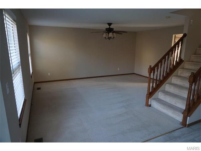 151 Winding Woods Dr, O'fallon, MO 63366 photo 5