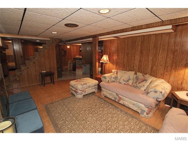 308 Orchard Ave, Ballwin, MO 63021 photo 27
