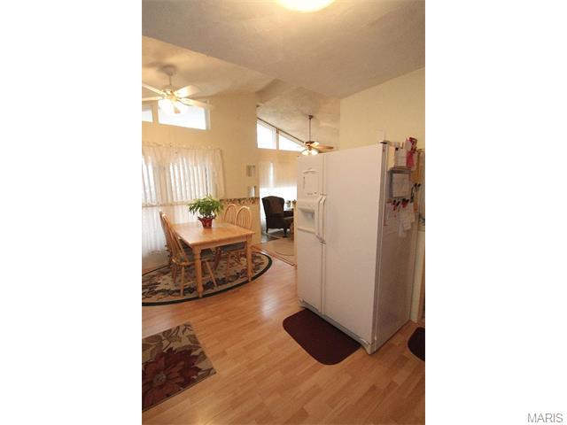 308 Orchard Ave, Ballwin, MO 63021 photo 15