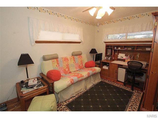 308 Orchard Ave, Ballwin, MO 63021 photo 17