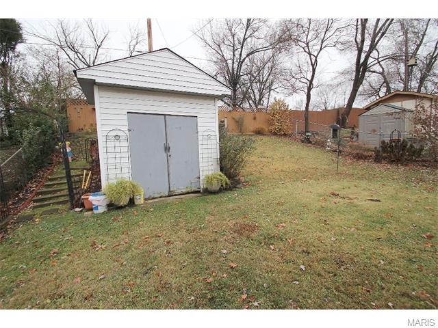 308 Orchard Ave, Ballwin, MO 63021 photo 45
