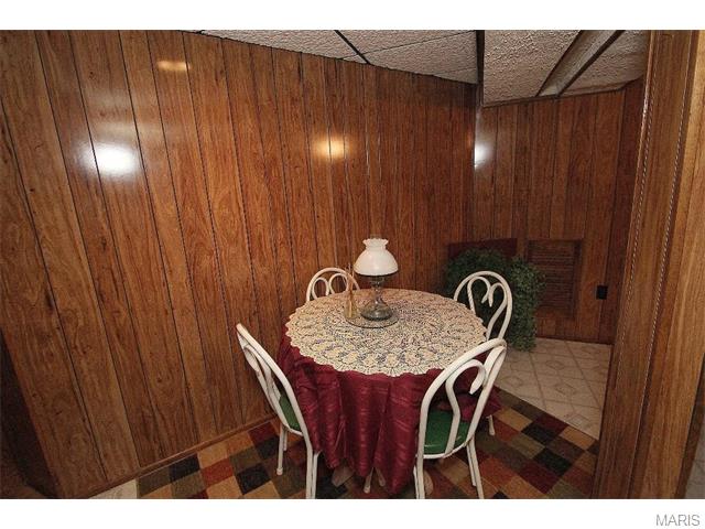 308 Orchard Ave, Ballwin, MO 63021 photo 36