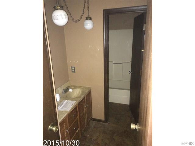3426 Wright Ave, Saint Ann, MO 63074 photo 18