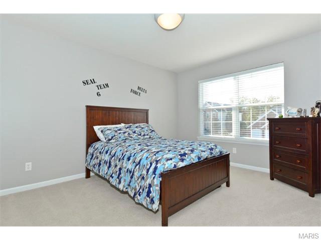 1633 Bentshire Ct, Ballwin, MO 63011 photo 14