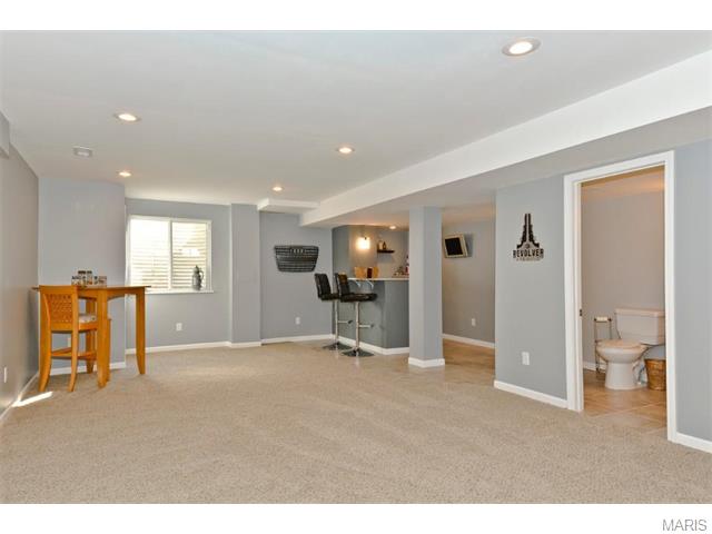 1633 Bentshire Ct, Ballwin, MO 63011 photo 18