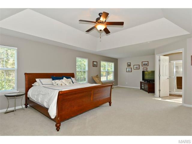 1633 Bentshire Ct, Ballwin, MO 63011 photo 11