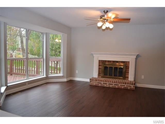 245 Westridge Parc, Ellisville, MO 63021 photo 2