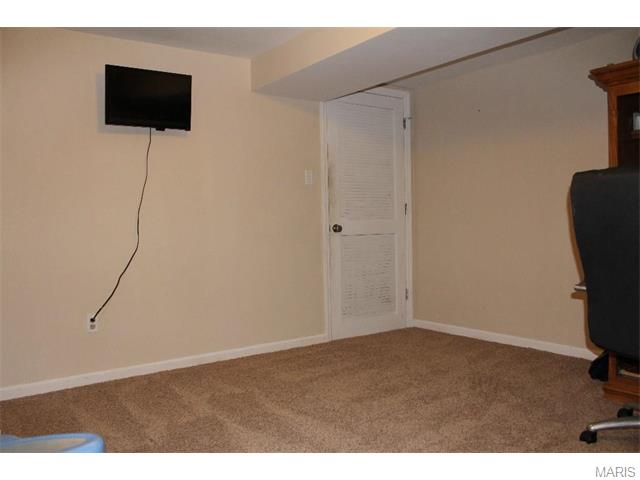 923 Napoli Dr, Ballwin, MO 63021 photo 14