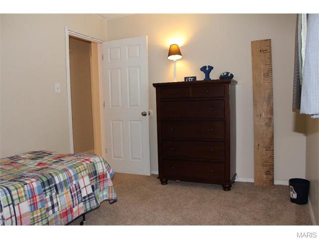 923 Napoli Dr, Ballwin, MO 63021 photo 8