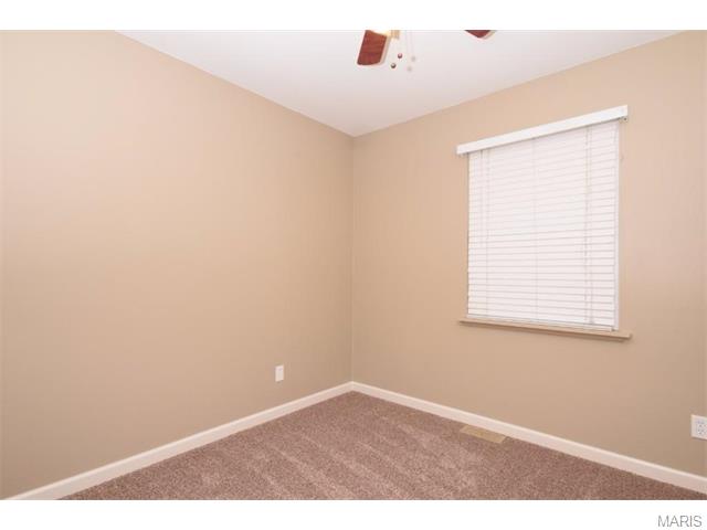 602 Trudy Ln, O'fallon, MO 63366 photo 11