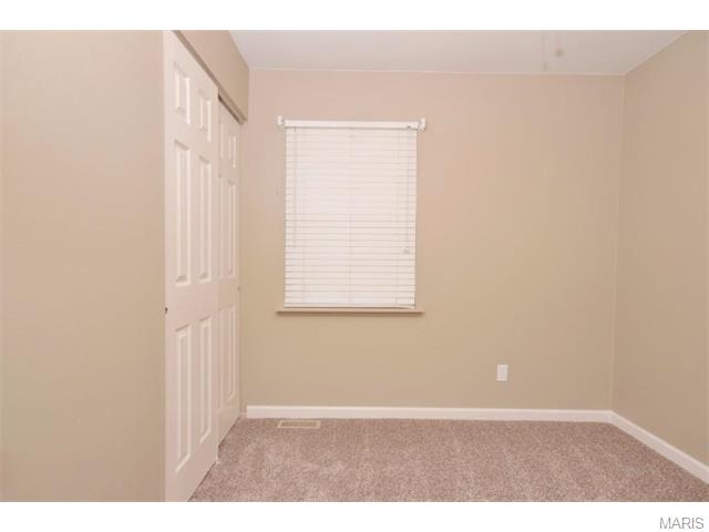 602 Trudy Ln, O'fallon, MO 63366 photo 9