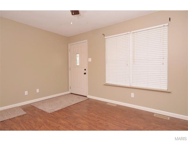 602 Trudy Ln, O'fallon, MO 63366 photo 8