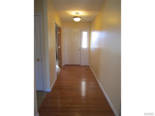 736 Top Notch, Eureka, MO 63025 photo 4